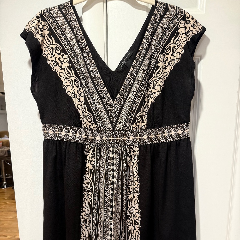 Women’s dress